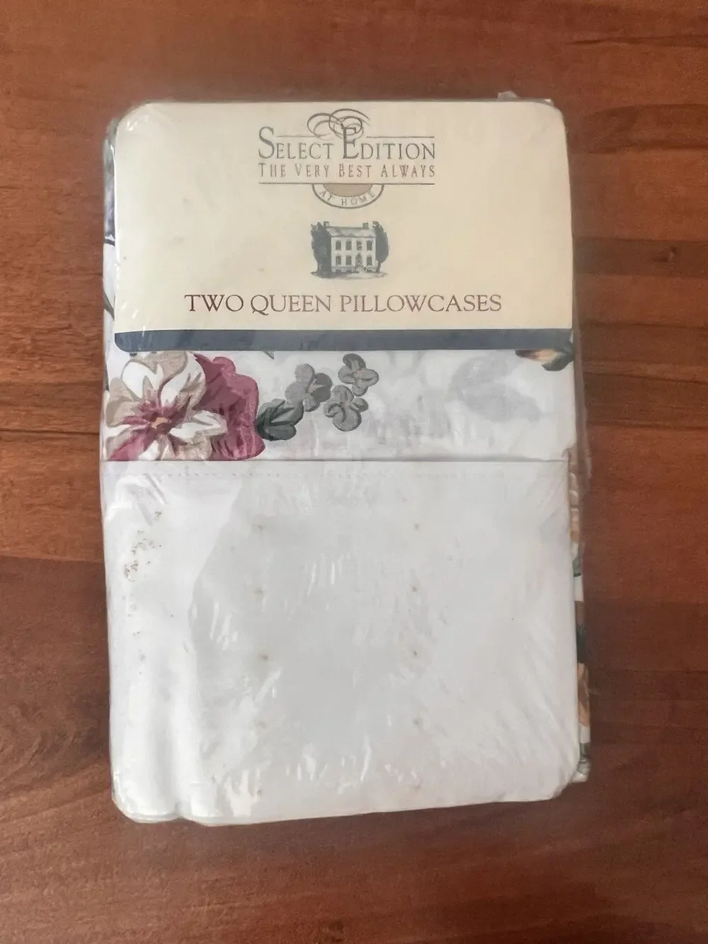 Select Edition Queen, Pillowcases Pair 2 Floral 60% Polyester 40% Cotton NEW